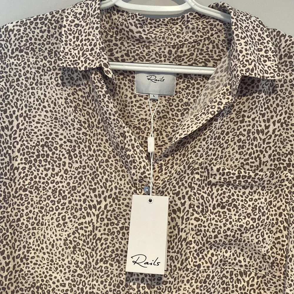 NWT Rails Button Down Top - Picture 4 of 6